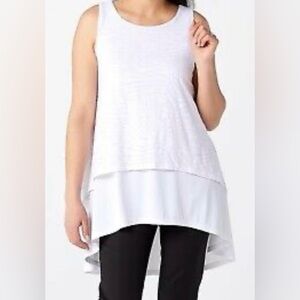 Dennis BlascoWhite Layered Sleeveless tunic preowned